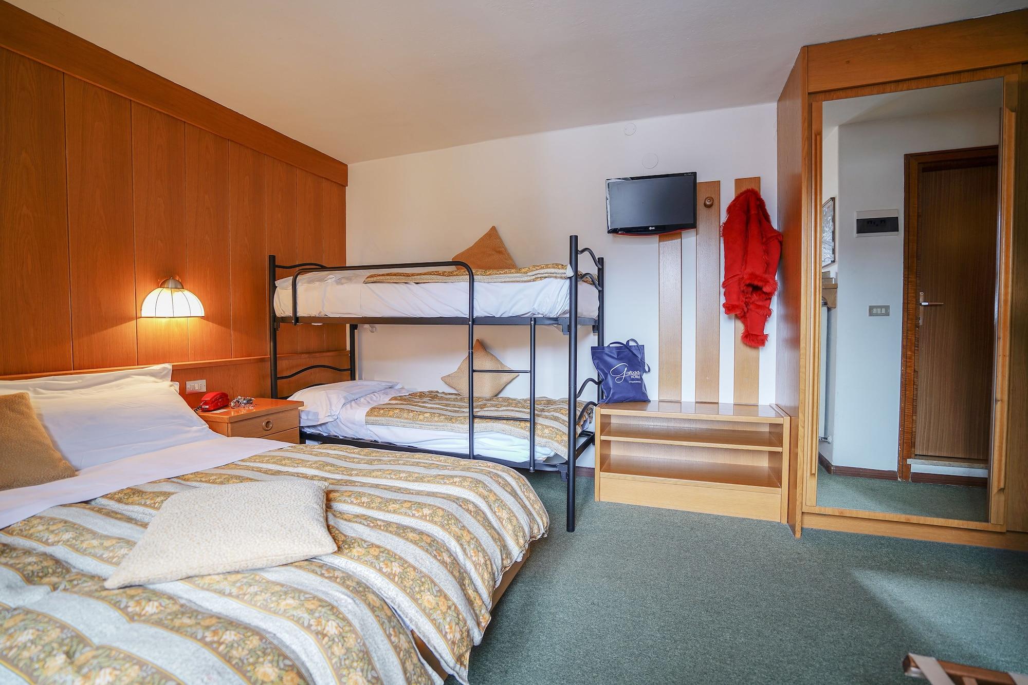 Gh Hotel Monzoni Pozza di Fassa Εξωτερικό φωτογραφία