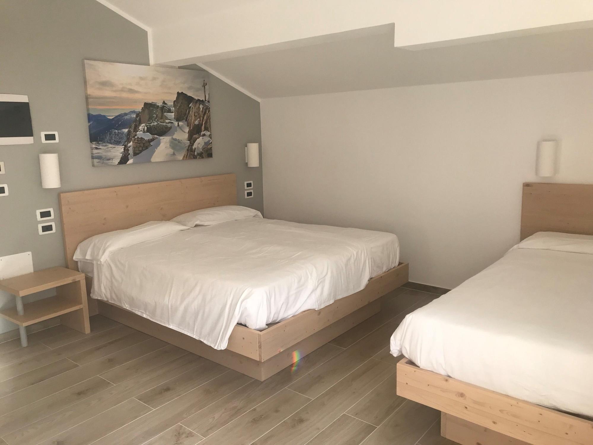 Gh Hotel Monzoni Pozza di Fassa Εξωτερικό φωτογραφία