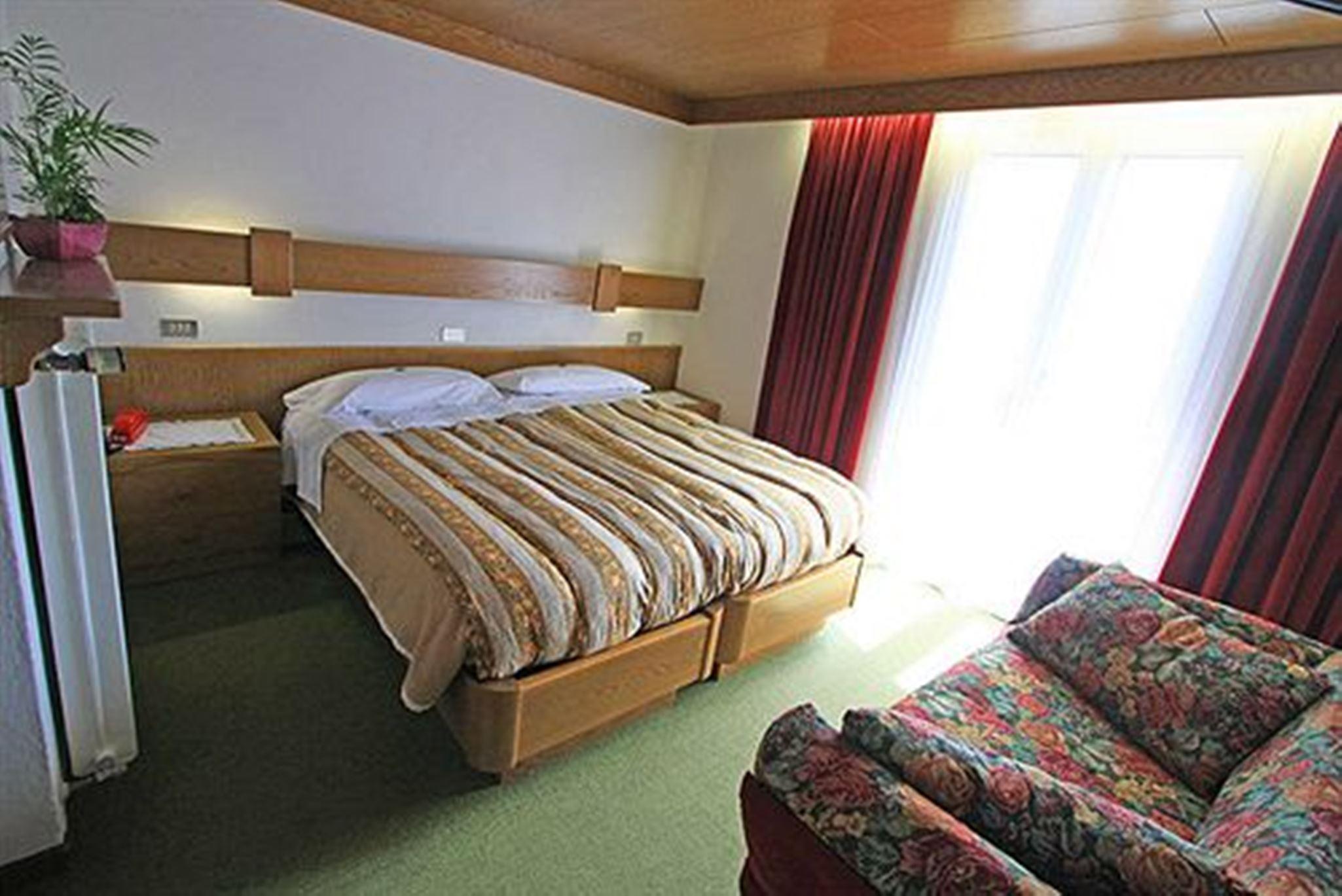 Gh Hotel Monzoni Pozza di Fassa Εξωτερικό φωτογραφία
