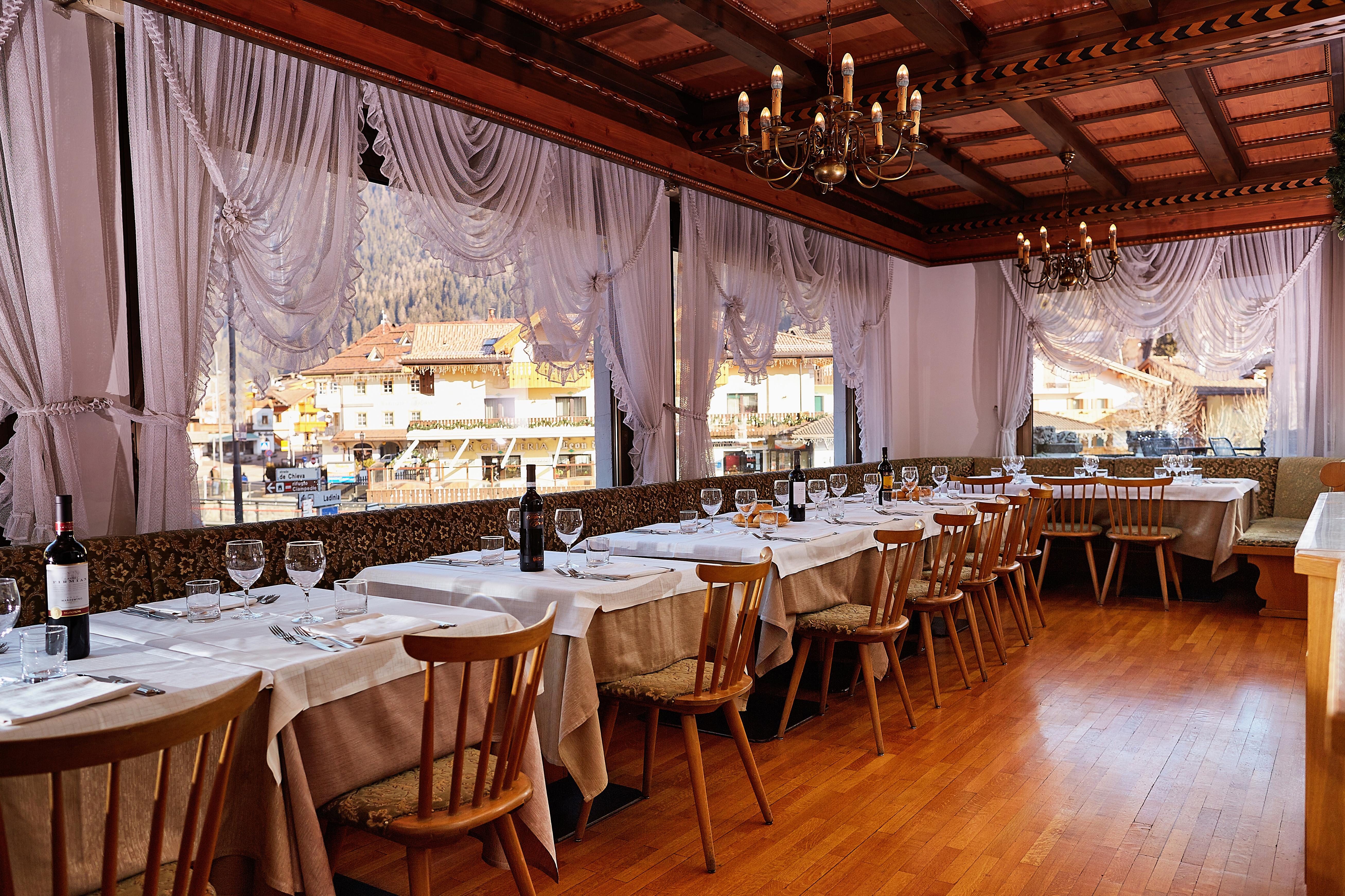Gh Hotel Monzoni Pozza di Fassa Εξωτερικό φωτογραφία