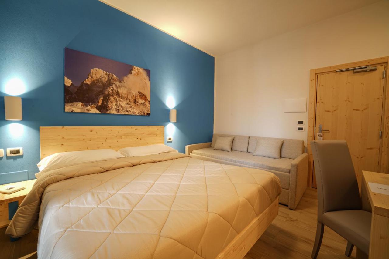 Gh Hotel Monzoni Pozza di Fassa Εξωτερικό φωτογραφία