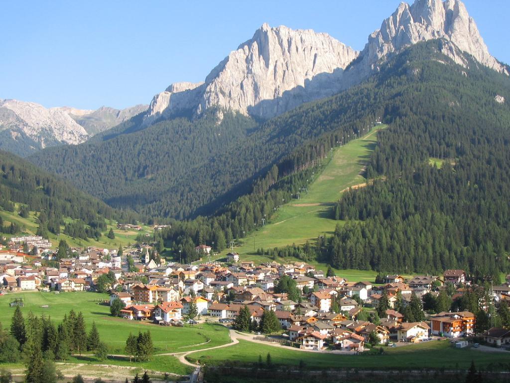 Gh Hotel Monzoni Pozza di Fassa Εξωτερικό φωτογραφία