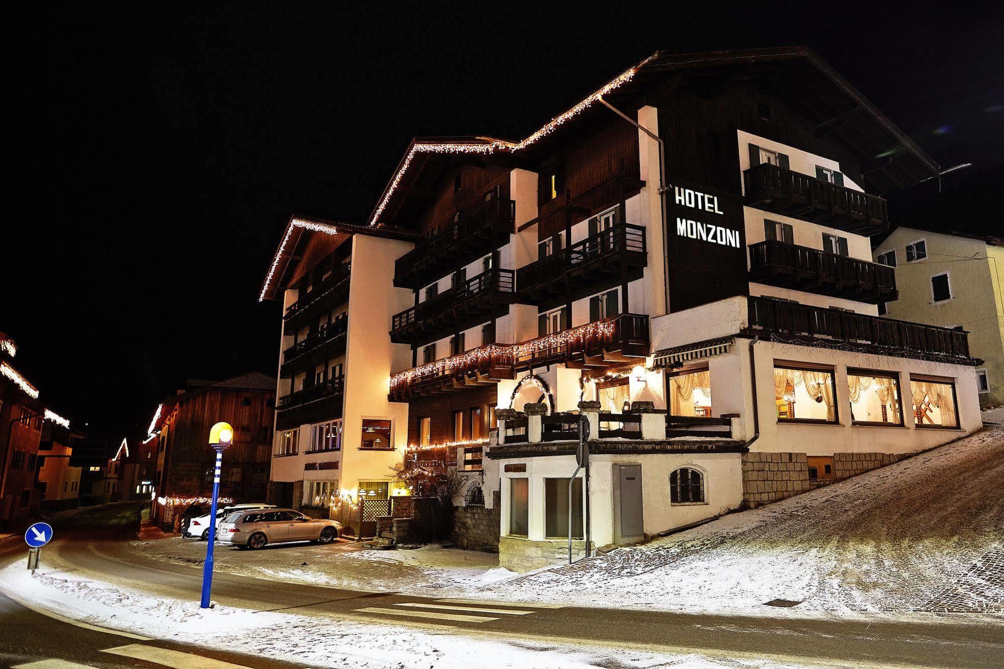 Gh Hotel Monzoni Pozza di Fassa Εξωτερικό φωτογραφία